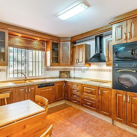 3 Bedroom Stunning Home In Сенес-де-ла-Веґа Екстер'єр фото