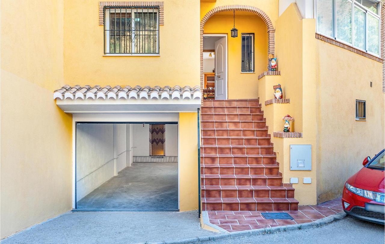 3 Bedroom Stunning Home In Сенес-де-ла-Веґа Екстер'єр фото