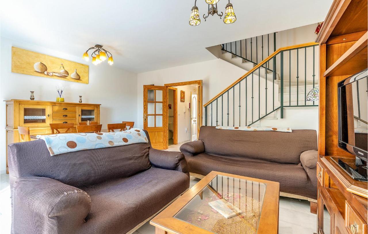 3 Bedroom Stunning Home In Сенес-де-ла-Веґа Екстер'єр фото